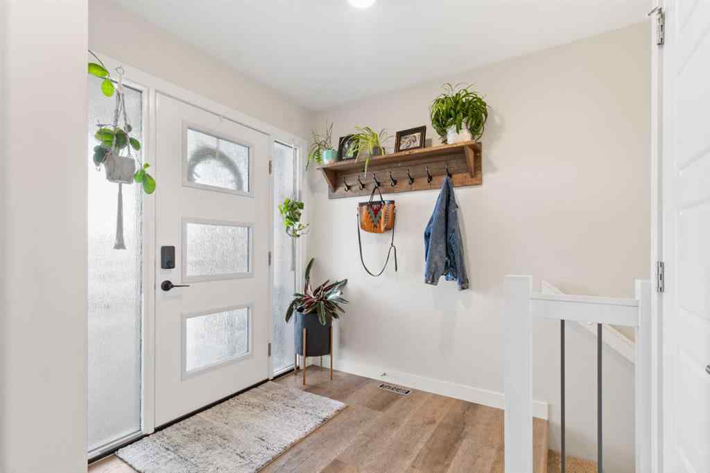 MLS&reg; # A2271014 - 4070 Ryders Ridge Boulevard  in Ryders Ridge Sylvan Lake, Residential Open Houses