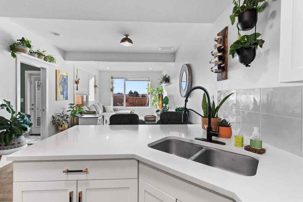 MLS&reg; # A2271014 - 4070 Ryders Ridge Boulevard  in Ryders Ridge Sylvan Lake, Residential Open Houses