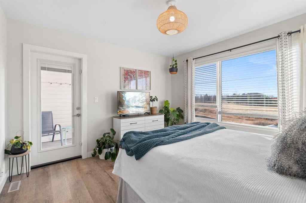 MLS&reg; # A2271014 - 4070 Ryders Ridge Boulevard  in Ryders Ridge Sylvan Lake, Residential Open Houses