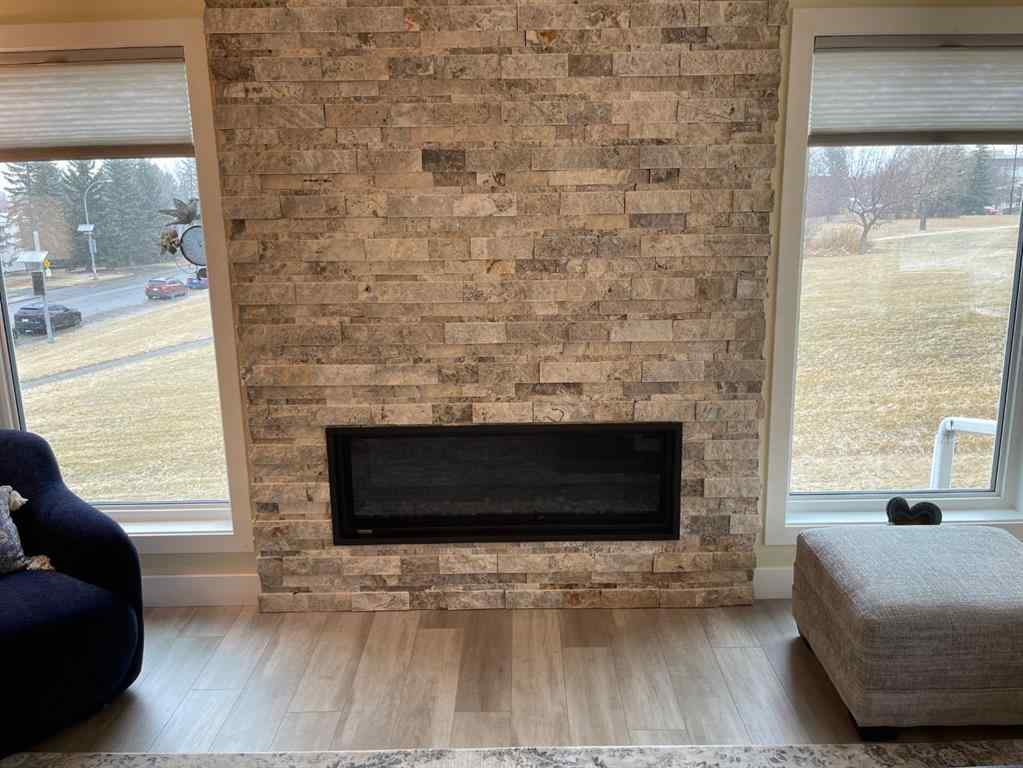 MLS&reg; # A2271016 - 2 Richelieu Court SW in Lincoln Park Calgary, Residential Open Houses