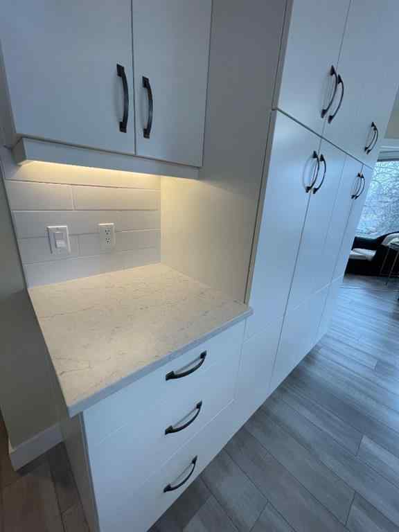 MLS&reg; # A2271016 - 2 Richelieu Court SW in Lincoln Park Calgary, Residential Open Houses