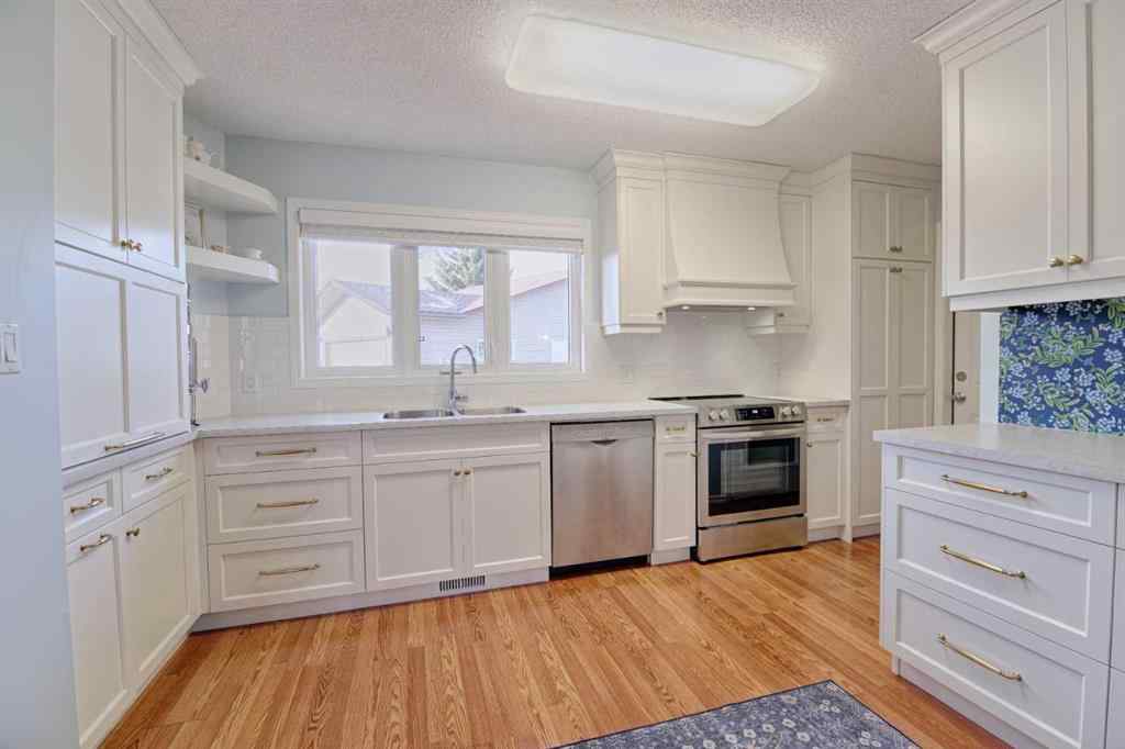 MLS&reg; # A2271018 - 4513 Haven Place   in NONE Taber, Residential Open Houses