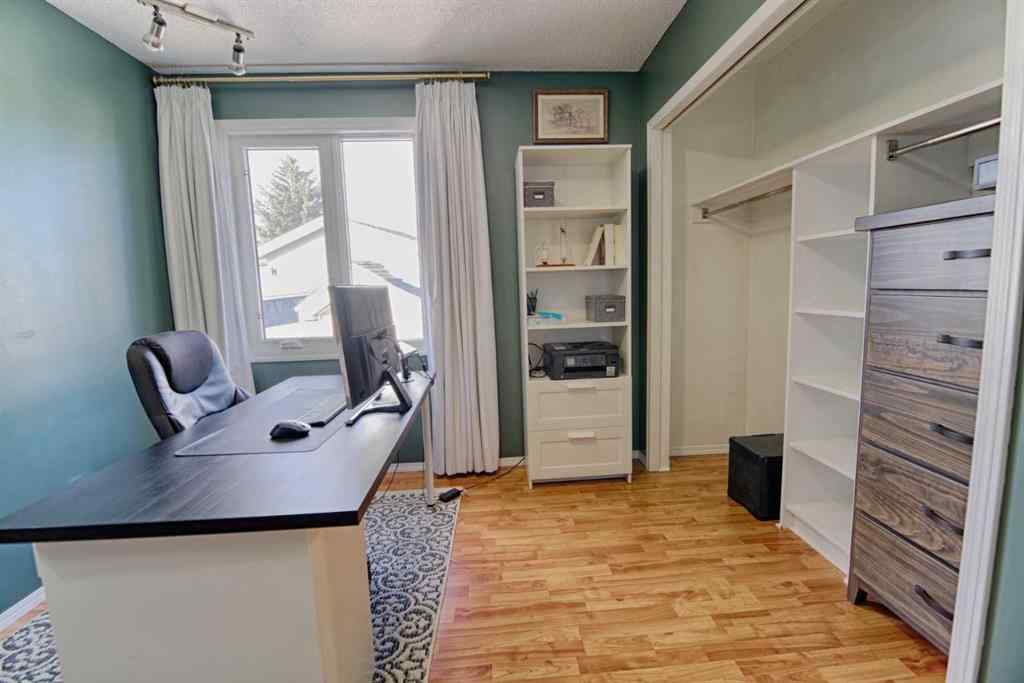 MLS&reg; # A2271018 - 4513 Haven Place   in NONE Taber, Residential Open Houses