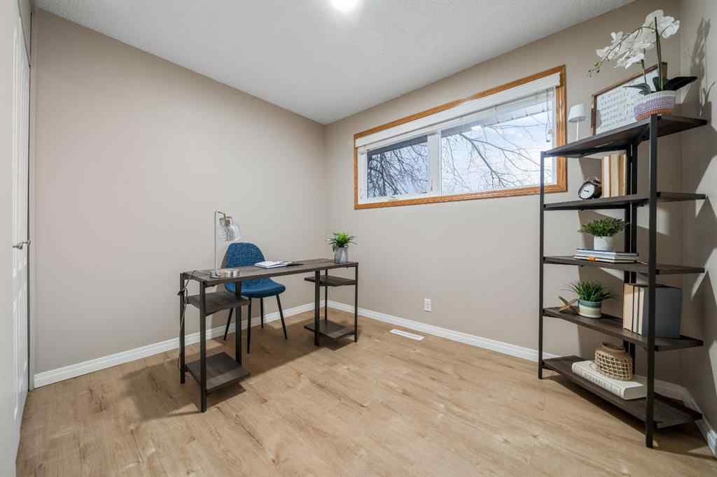 MLS&reg; # A2271019 - 314 6 Street SE in NONE Redcliff, Residential Open Houses