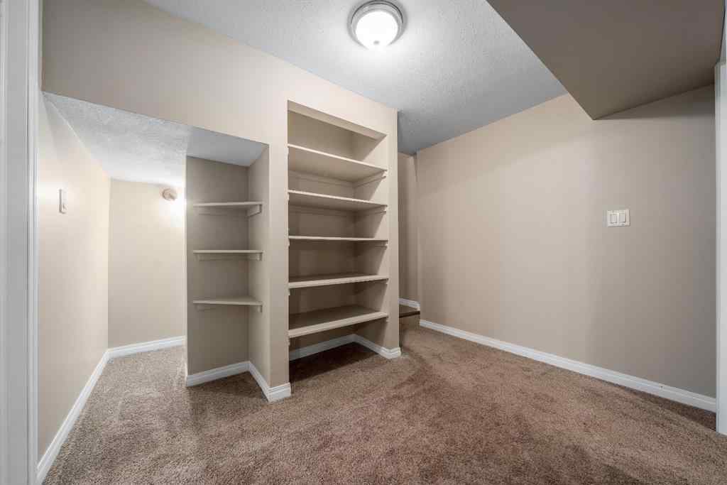 MLS&reg; # A2271019 - 314 6 Street SE in NONE Redcliff, Residential Open Houses