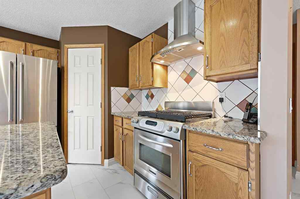 MLS&reg; # A2271020 - 161 Arbour Crest Road NW in Arbour Lake Calgary, Residential Open Houses