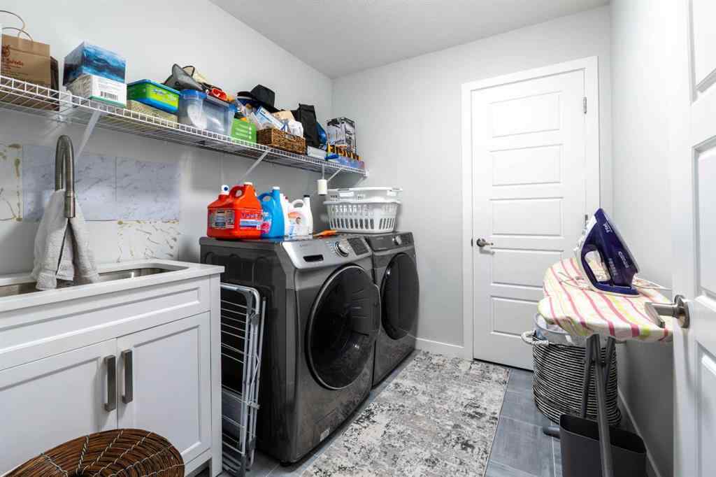 MLS&reg; # A2271021 - 1153 Chinook Gate Bay SW in Chinook Gate Airdrie, Residential Open Houses