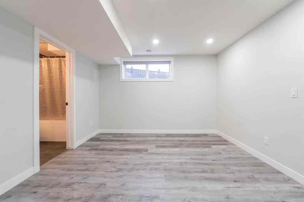 MLS&reg; # A2271021 - 1153 Chinook Gate Bay SW in Chinook Gate Airdrie, Residential Open Houses