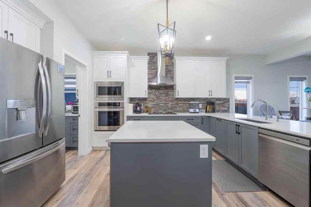 MLS&reg; # A2271021 - 1153 Chinook Gate Bay SW in Chinook Gate Airdrie, Residential Open Houses