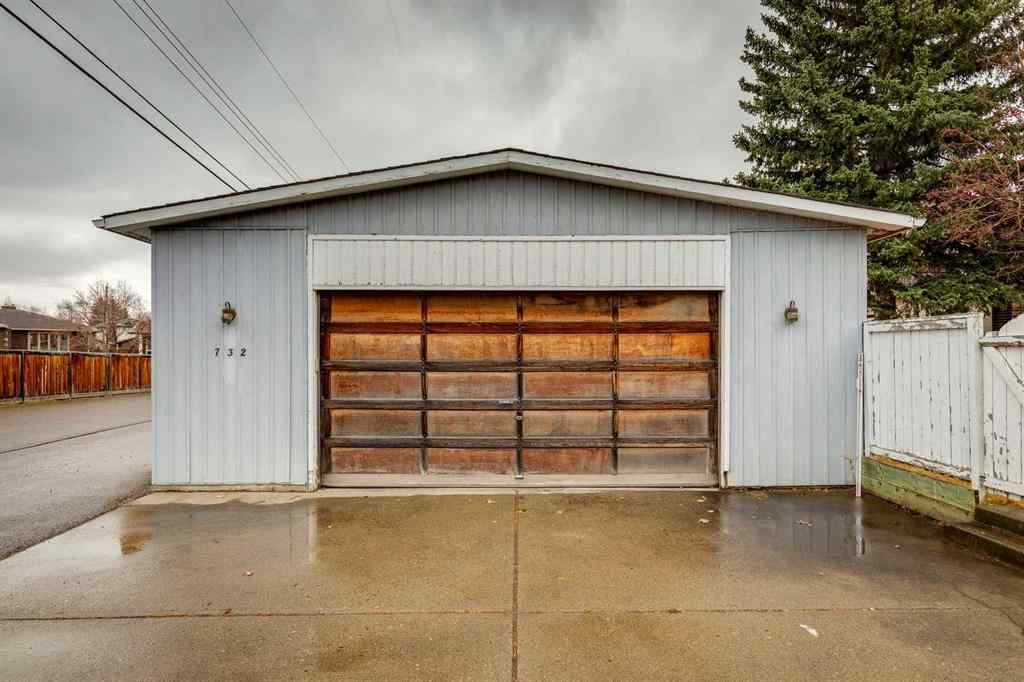 MLS&reg; # A2271031 - 732 Lake Ontario Drive SE in Lake Bonavista Calgary, Residential Open Houses