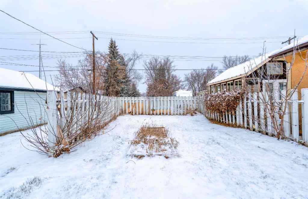 MLS&reg; # A2271035 - 5124 52 Avenue S in NONE Viking, Residential Open Houses