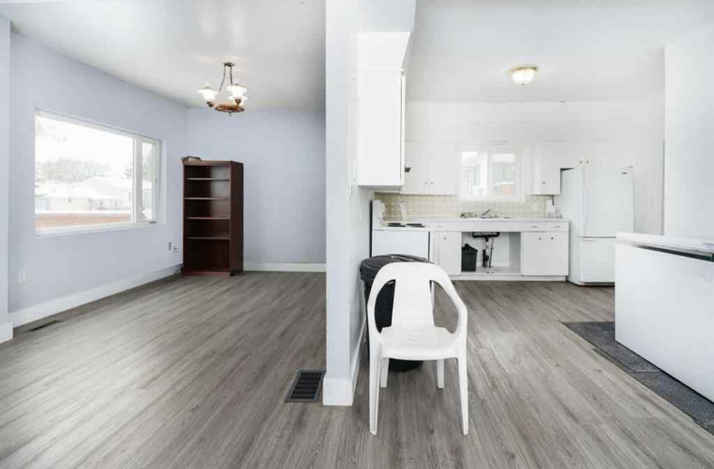 MLS&reg; # A2271035 - 5124 52 Avenue S in NONE Viking, Residential Open Houses