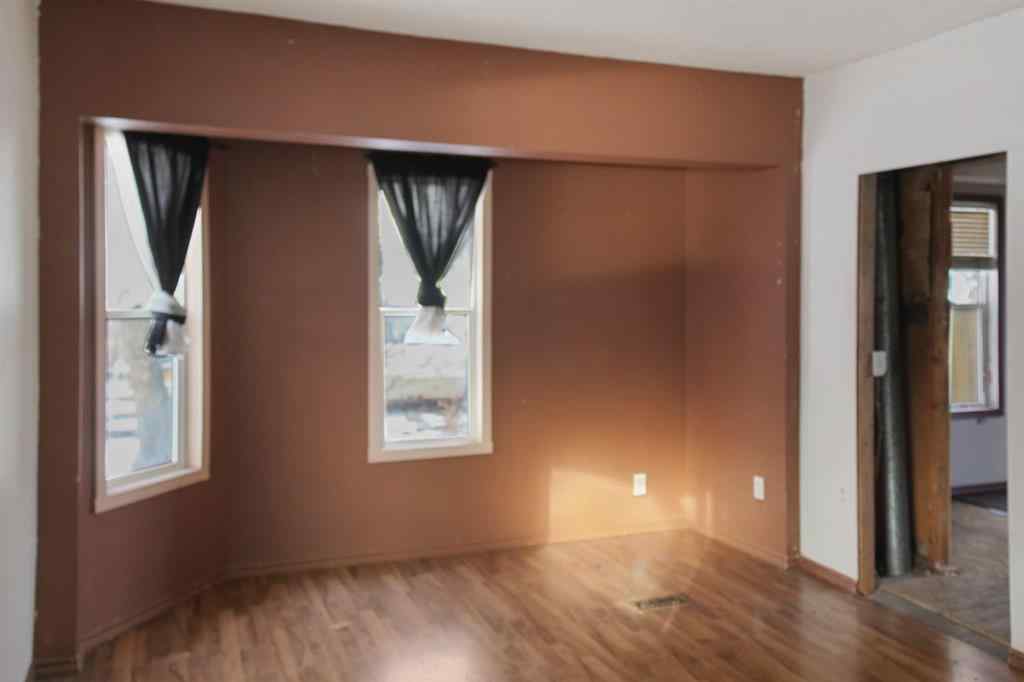 MLS&reg; # A2271037 - 5131 51 Street  in NONE Consort, Residential Open Houses