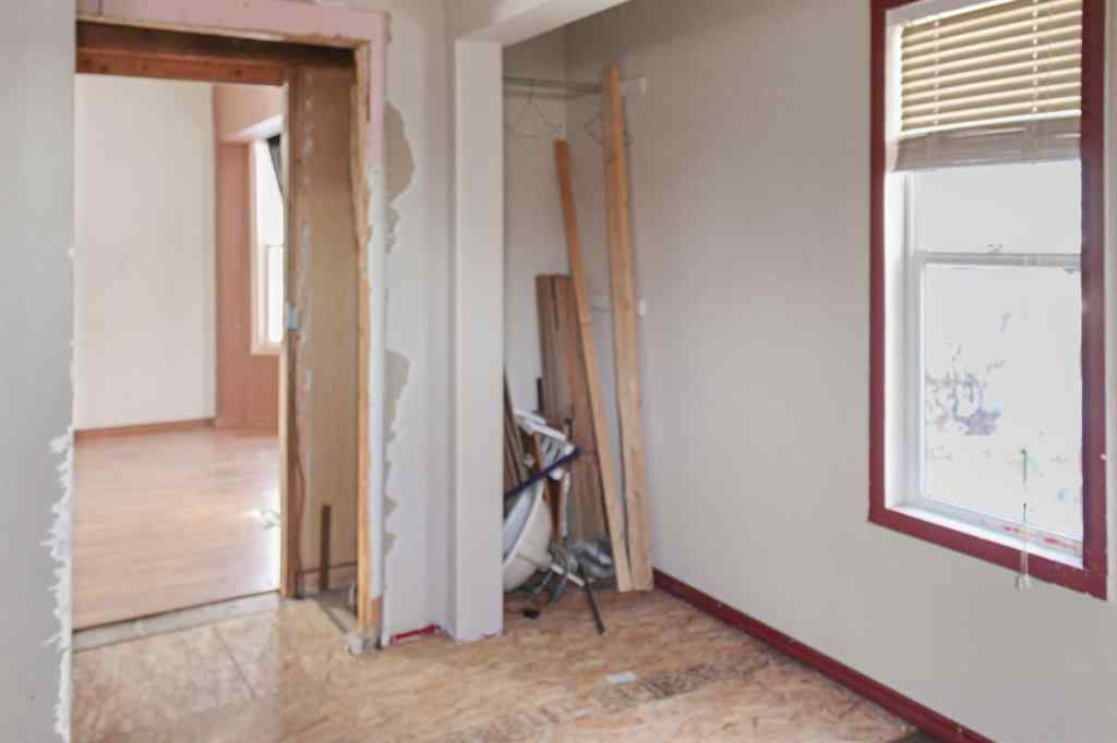 MLS&reg; # A2271037 - 5131 51 Street  in NONE Consort, Residential Open Houses