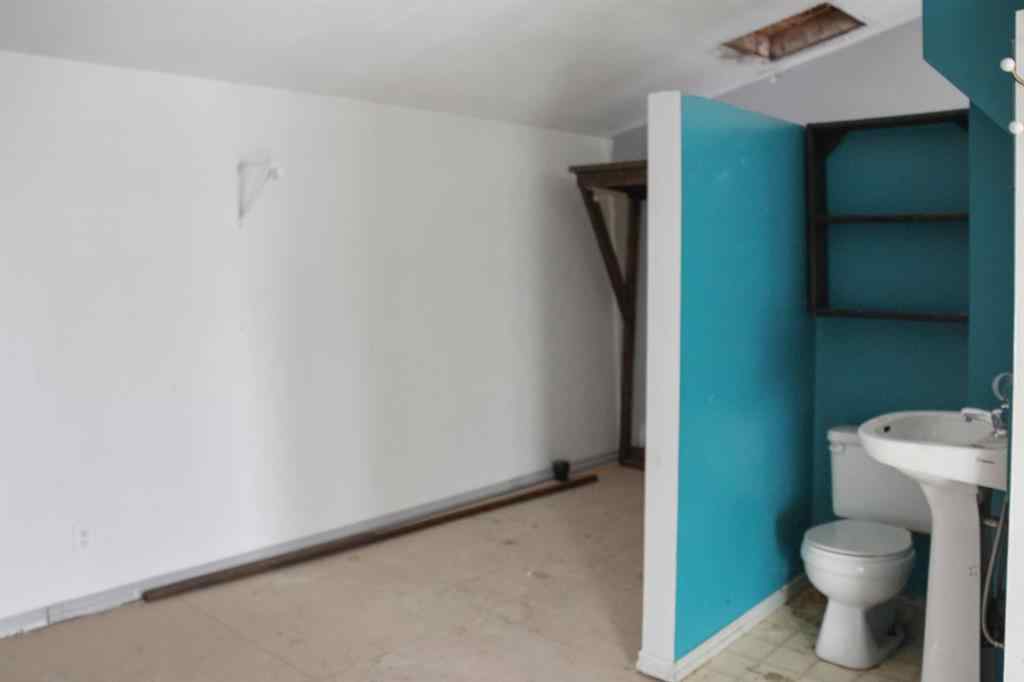 MLS&reg; # A2271037 - 5131 51 Street  in NONE Consort, Residential Open Houses