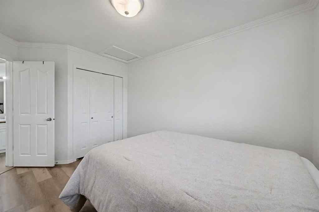 MLS&reg; # A2271045 - 1409 Strathcona Way  in Strathaven Strathmore, Residential Open Houses