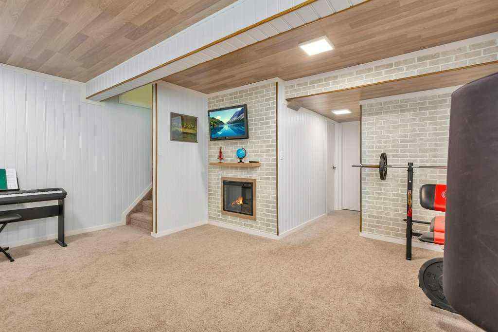 MLS&reg; # A2271049 - 27 Ellenwood Drive  in Eastview Estates Red Deer, Residential Open Houses