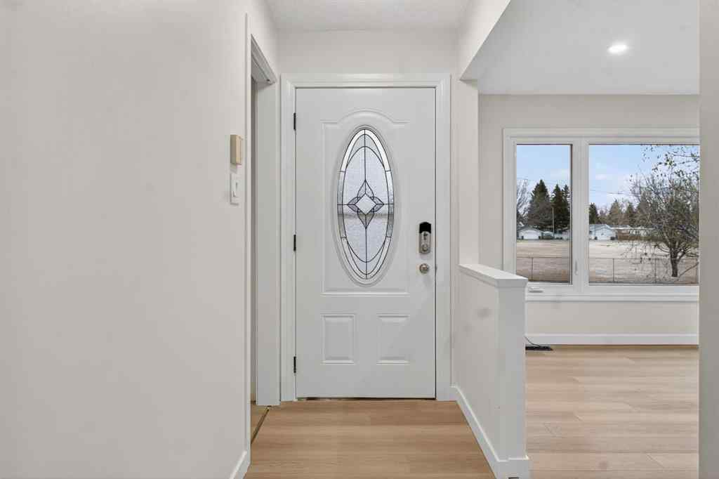 MLS&reg; # A2271050 - 4411 53 Street NW in Varsity Calgary, Residential Open Houses