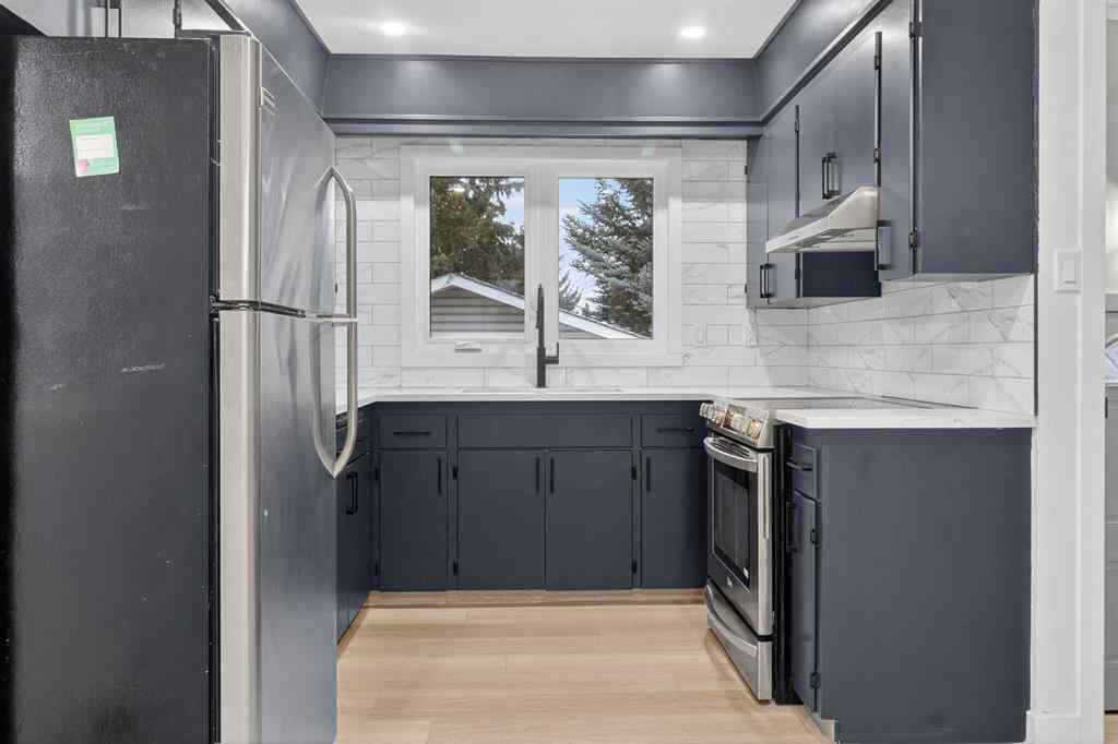 MLS&reg; # A2271050 - 4411 53 Street NW in Varsity Calgary, Residential Open Houses