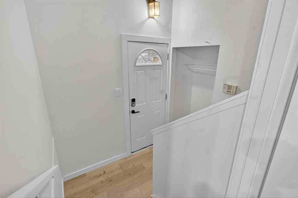 MLS&reg; # A2271050 - 4411 53 Street NW in Varsity Calgary, Residential Open Houses