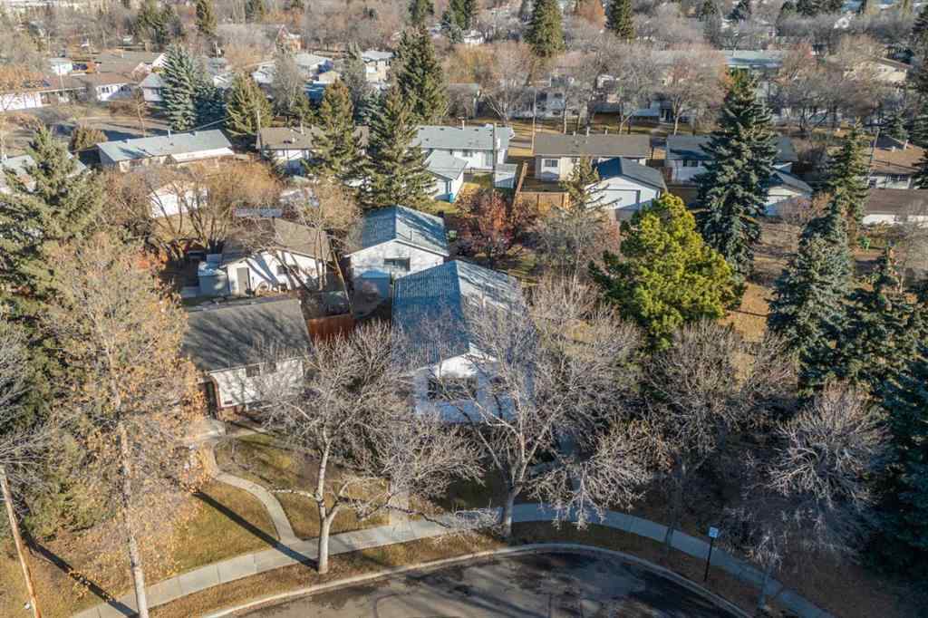 MLS&reg; # A2271063 - 4415 66A Street  in Westmount Camrose, Residential Open Houses