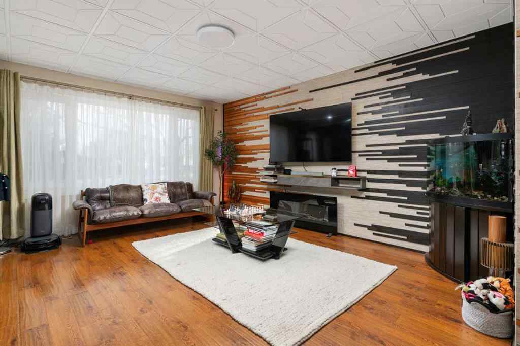 MLS&reg; # A2271063 - 4415 66A Street  in Westmount Camrose, Residential Open Houses