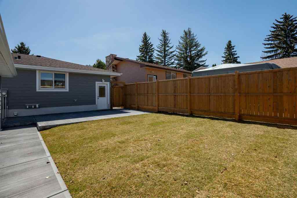 MLS&reg; # A2271071 - 924 Canna Crescent SW in Canyon Meadows Calgary, Residential Open Houses