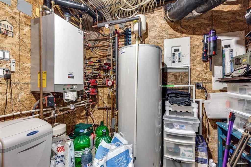 MLS&reg; # A2271075 - 38 Estella Crescent  in Elizabeth Park Lacombe, Residential Open Houses