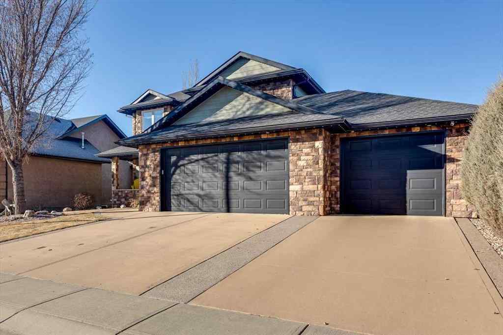 MLS&reg; # A2271075 - 38 Estella Crescent  in Elizabeth Park Lacombe, Residential Open Houses