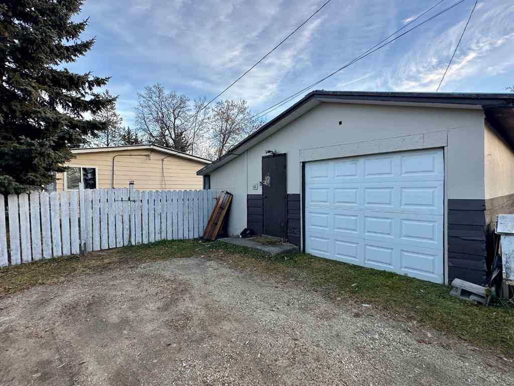 MLS&reg; # A2271077 - 5234 48 Street  in NONE Mayerthorpe, Residential Open Houses