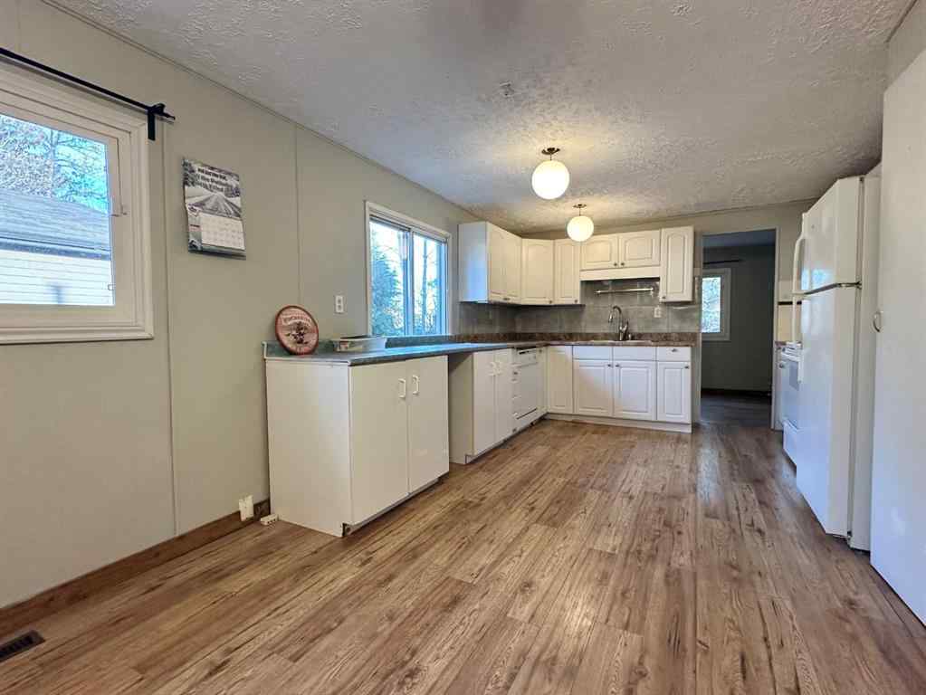 MLS&reg; # A2271077 - 5234 48 Street  in NONE Mayerthorpe, Residential Open Houses