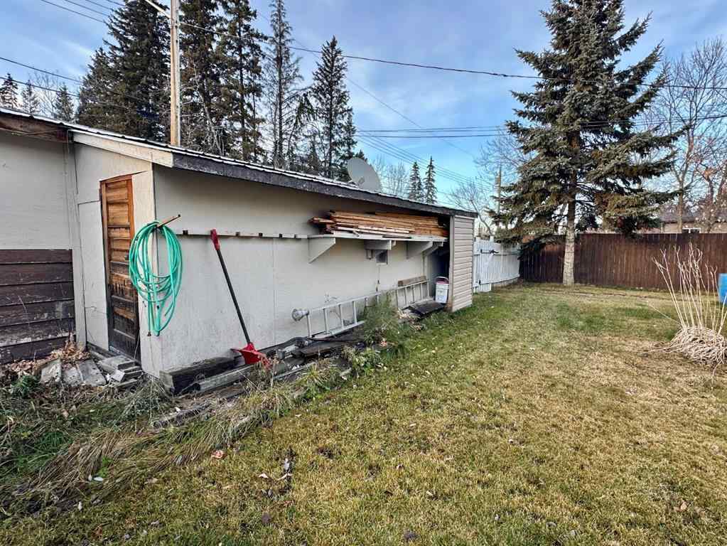 MLS&reg; # A2271077 - 5234 48 Street  in NONE Mayerthorpe, Residential Open Houses