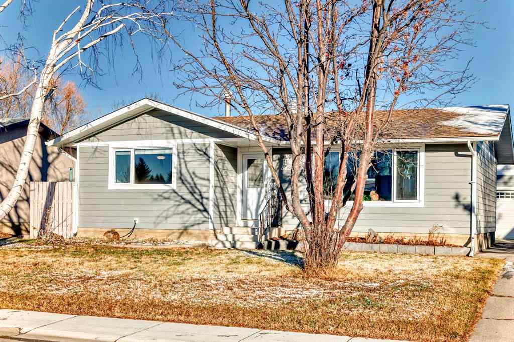 MLS&reg; # A2271085 - 512 52 Avenue W in NONE Claresholm, Residential Open Houses