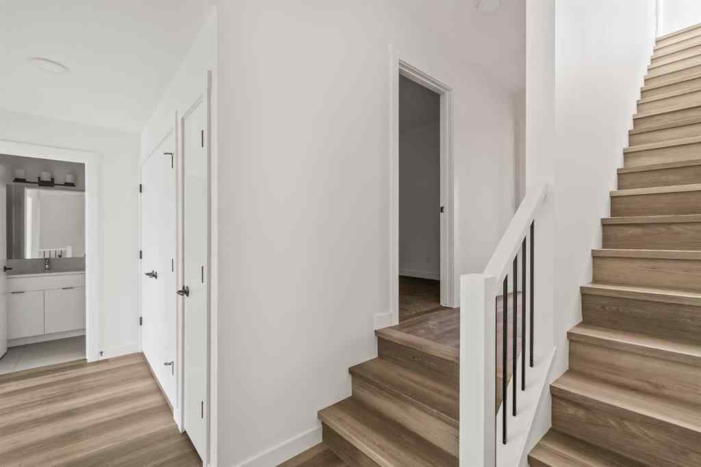 MLS&reg; # A2271094 - 2507 Sovereign Crescent SW in Shaganappi Calgary, Residential Open Houses