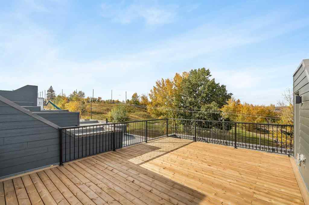 MLS&reg; # A2271094 - 2507 Sovereign Crescent SW in Shaganappi Calgary, Residential Open Houses