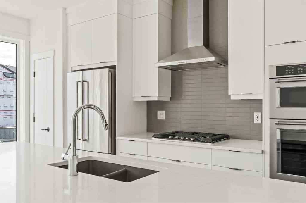 MLS&reg; # A2271094 - 2507 Sovereign Crescent SW in Shaganappi Calgary, Residential Open Houses