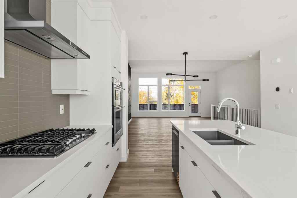 MLS&reg; # A2271094 - 2507 Sovereign Crescent SW in Shaganappi Calgary, Residential Open Houses