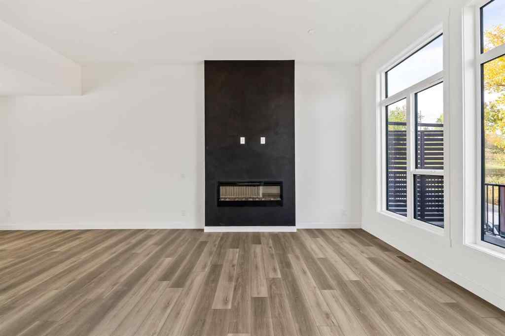 MLS&reg; # A2271094 - 2507 Sovereign Crescent SW in Shaganappi Calgary, Residential Open Houses