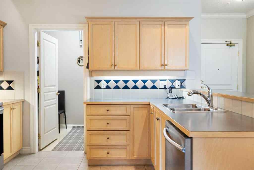 MLS&reg; # A2271096 - Unit #105 2320 Erlton Street SW in Erlton Calgary, Residential Open Houses