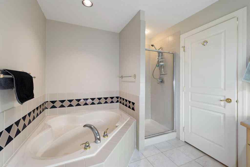 MLS&reg; # A2271096 - Unit #105 2320 Erlton Street SW in Erlton Calgary, Residential Open Houses