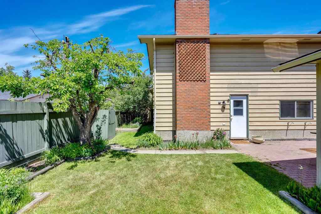 MLS&reg; # A2271100 - 19 Shawmeadows Gate SW in Shawnessy Calgary, Residential Open Houses