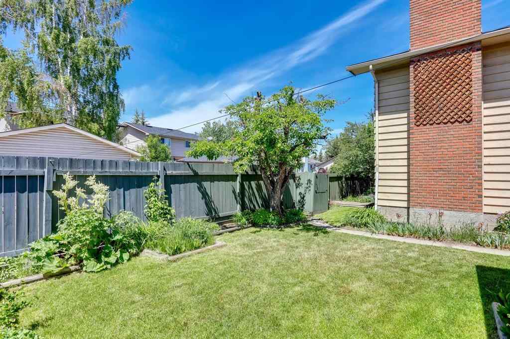 MLS&reg; # A2271100 - 19 Shawmeadows Gate SW in Shawnessy Calgary, Residential Open Houses