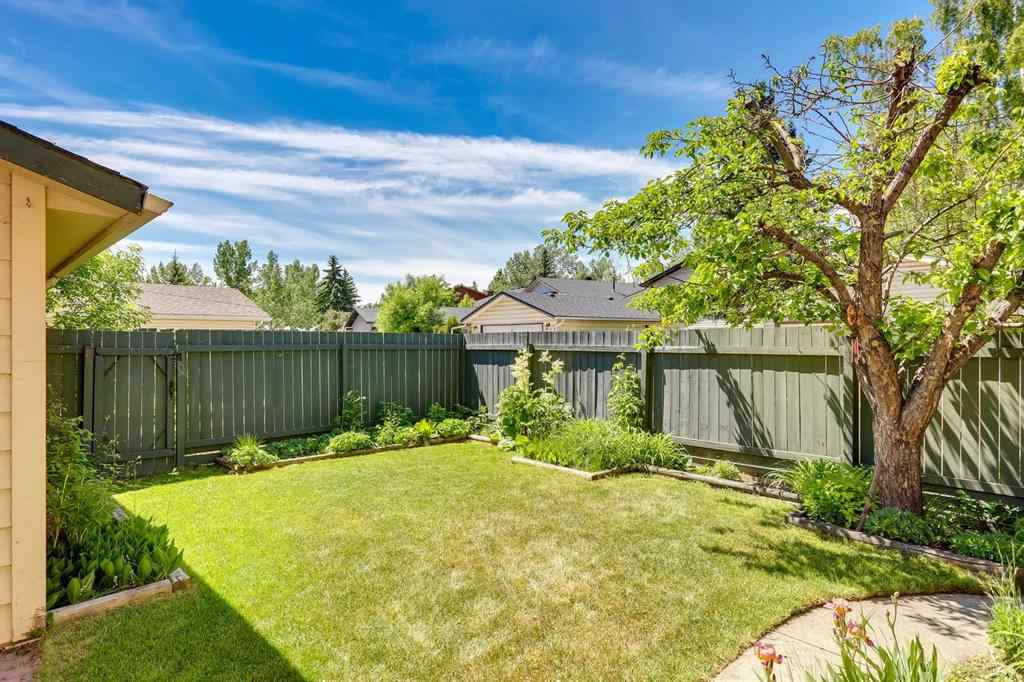 MLS&reg; # A2271100 - 19 Shawmeadows Gate SW in Shawnessy Calgary, Residential Open Houses