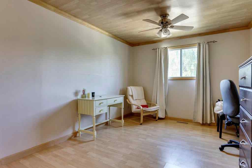 MLS&reg; # A2271100 - 19 Shawmeadows Gate SW in Shawnessy Calgary, Residential Open Houses