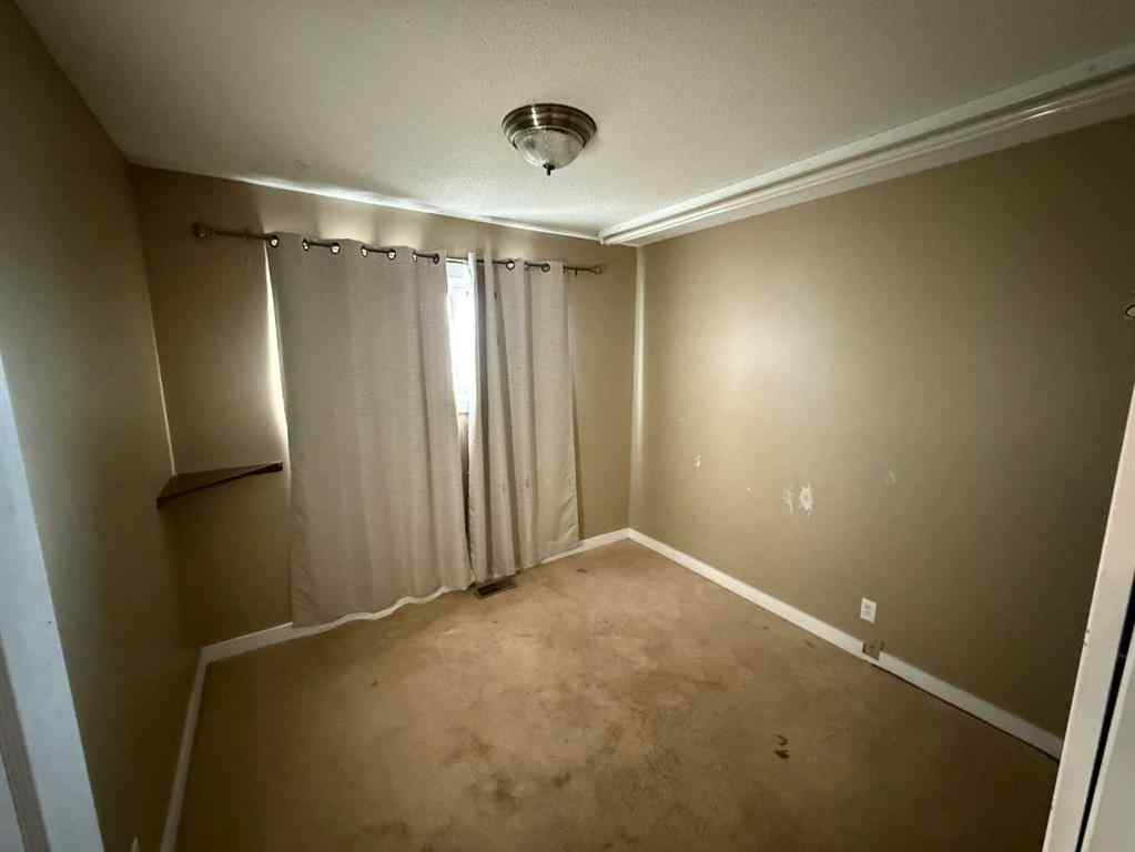 MLS® # A2271107 - 5805 42 Avenue  in NONE Camrose, Residential Open Houses