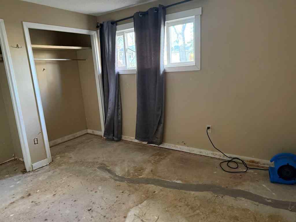 MLS® # A2271107 - 5805 42 Avenue  in NONE Camrose, Residential Open Houses