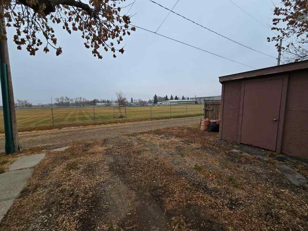 MLS&reg; # A2271130 - 425A 7 Street N in NONE Picture Butte, Residential Open Houses