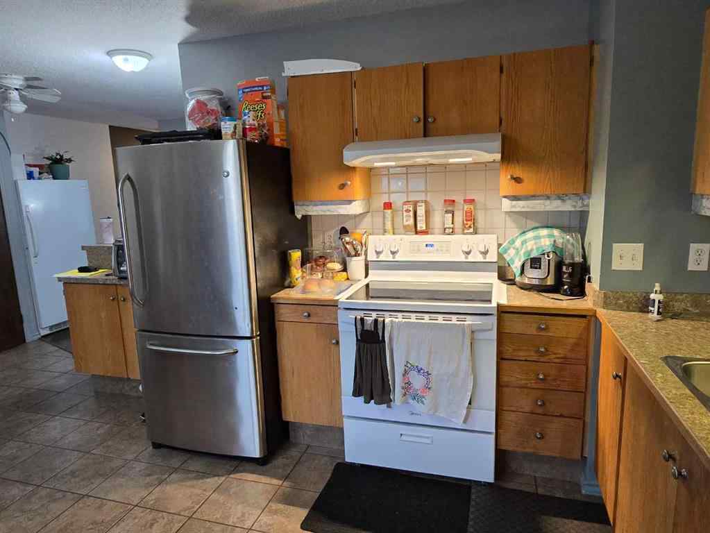 MLS&reg; # A2271130 - 425A 7 Street N in NONE Picture Butte, Residential Open Houses