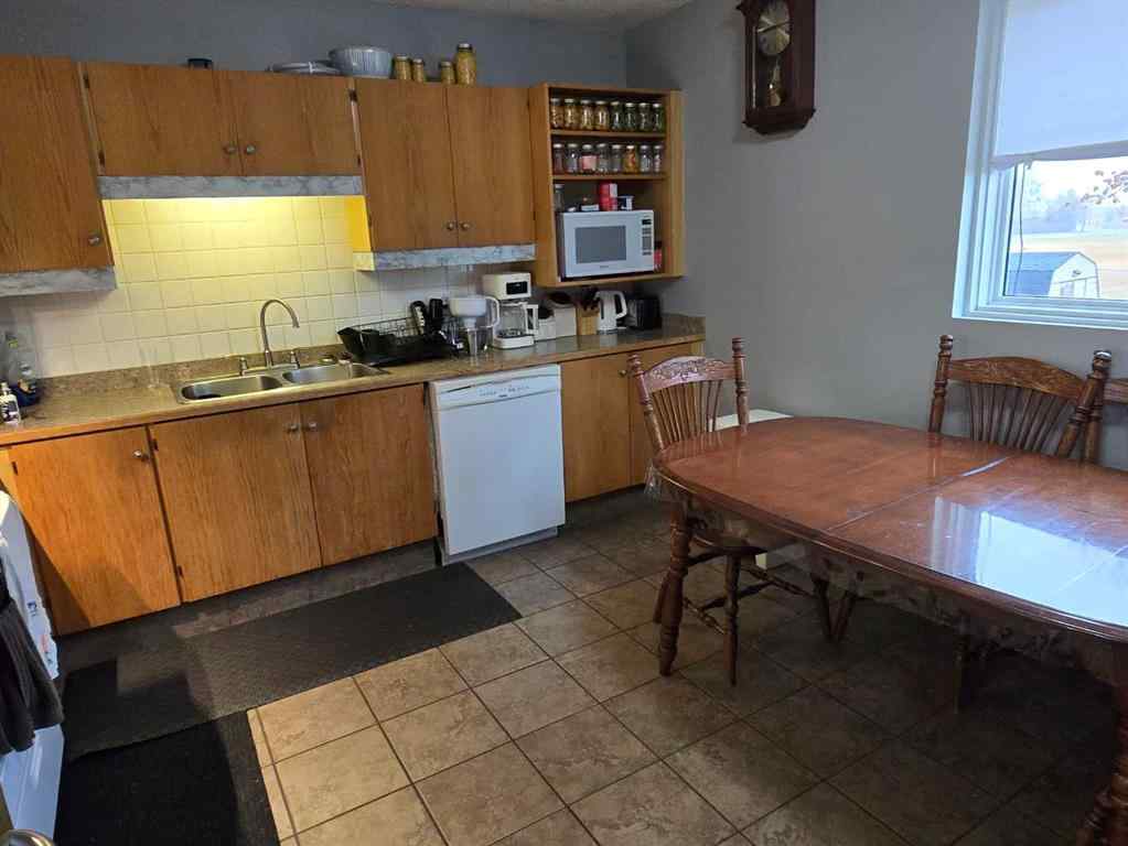 MLS&reg; # A2271130 - 425A 7 Street N in NONE Picture Butte, Residential Open Houses