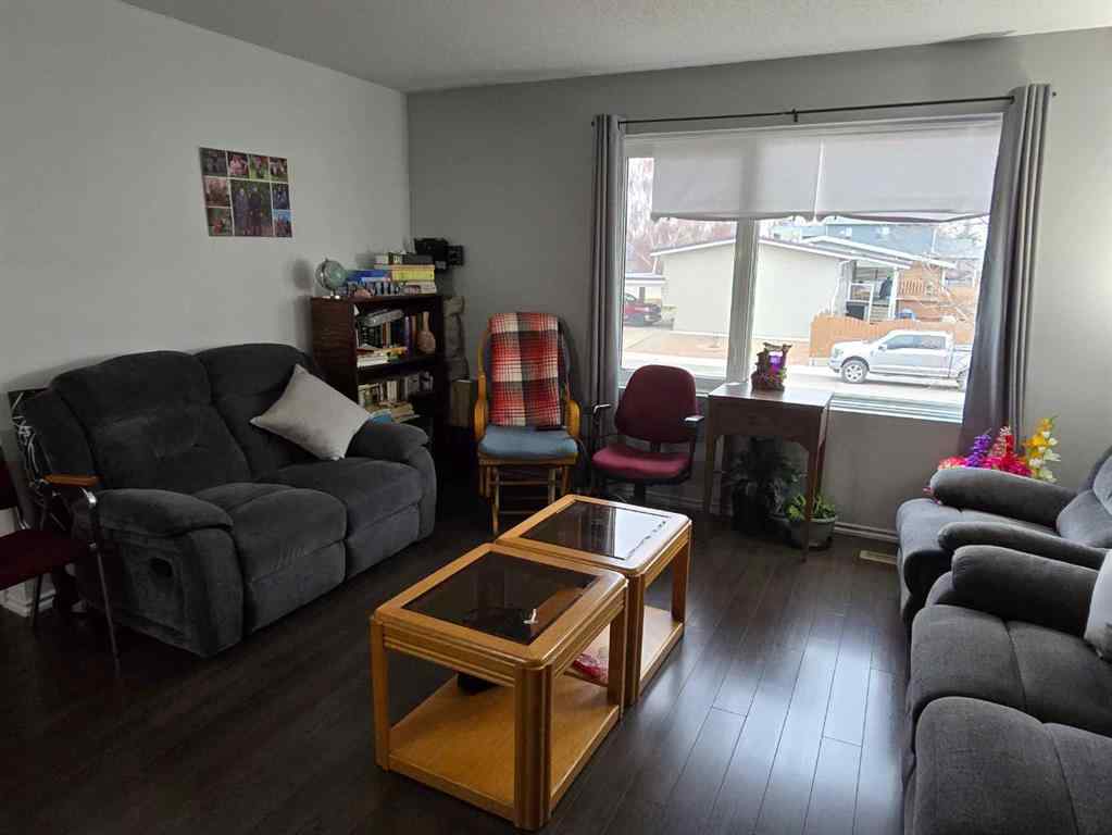 MLS&reg; # A2271130 - 425A 7 Street N in NONE Picture Butte, Residential Open Houses